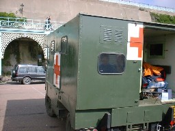 london-brighton-2001-003.JPG (88527 bytes)