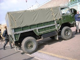 london-brighton-2001-021.JPG (98235 bytes)