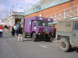 london-brighton-2001-028.JPG (102347 bytes)