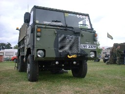 UNV332R-009-stoneleigh-2001.jpg (87960 bytes)