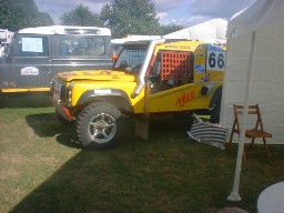 Best-Trade_Stand-001-stoneleigh-2001.jpg (85367 bytes)