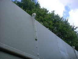 LAE468X-005-stoneleigh-2001.jpg (67225 bytes)