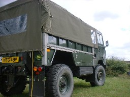 NTG49P-004-stoneleigh-2001.jpg (76671 bytes)