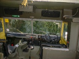 UDH581W-004-stoneleigh-2001.jpg (92617 bytes)