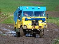 unofficial-2005-051.jpg (288201 bytes)