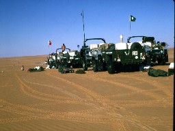 west-east-barry-doughty-008.jpg (97246 bytes)