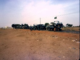 west-east-barry-doughty-019.jpg (116980 bytes)